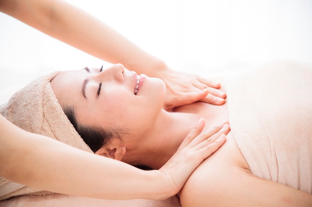 身体の根本にダイレクト施術